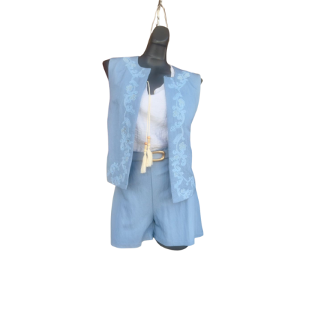 Conjunto De Shorts  Y Chaleco Bordado