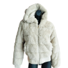 Chamarra Peluche con Gorro